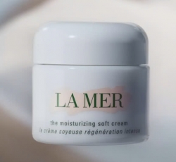 LMCHING: Redefining Luxury Skincare with LA MER The Moisturizing Soft Cream